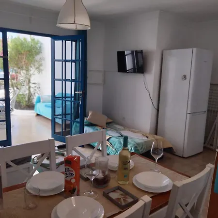Apartmán Vista Oceano&piscina, Aircon Y Wifi Rapido Pdc *