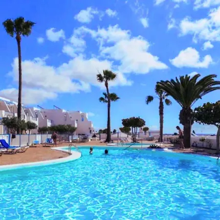 Apartment Vista Oceano&piscina, Aircon Y Wifi Rapido Pdc